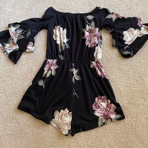 Famous USA Romper size large junior
